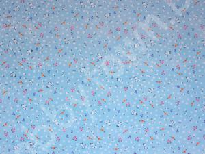 Бумага упаковочная 75х 52см (Мелкие цветочки) 1лист