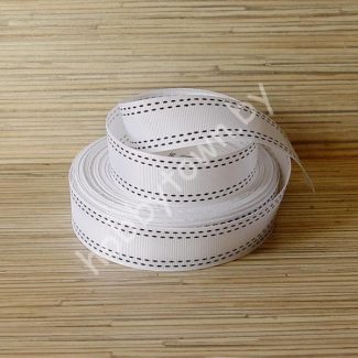 Репсовая лента с рисунком "Двойная строчка" 25 мм (цв.белый) 1 метр