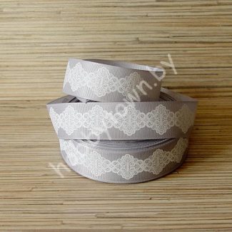 Репсовая лента с рисунком "Кружевной ромб" 25 мм (цв.св-серый/с белым) 1 метр