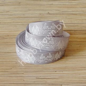 Лента репсовая 25мм "Бабочки" (цв. св-серый-белый) 1м