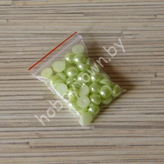 Полубусины под жемчуг 8 мм (цв. св-салатовый) 50 шт.