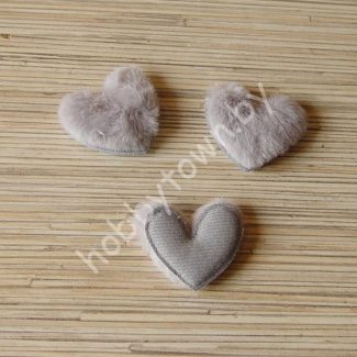 Патч меховой Сердечко 5x4 см (цв. серый) 1шт.