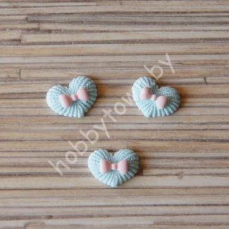 Кабошон Сердечко с бантиком 17x13 мм (цв. аквамарин) 1шт.