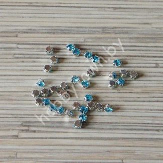 Стразы пришивные 5 мм (цв. серебро/голубой) 10 шт.