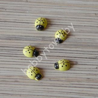 Божья коровка декоративная (дерево) 12x15мм (цв. жёлтый) 1 шт.