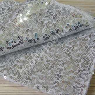 Ткань с пайетками на сетке 30x30 см (цв.серебро)