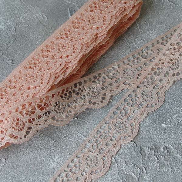 Кружево 38 мм (цв. персиковый) 1 м