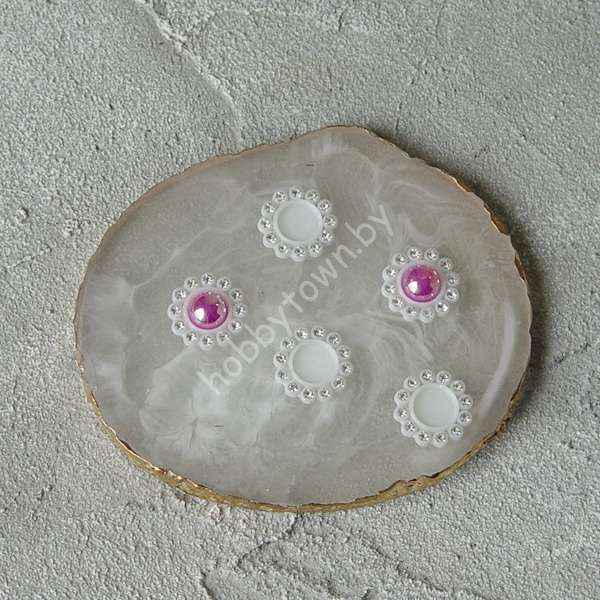 Кабошон-серединка со стразами, 16 мм (цв. белый) 1 шт.