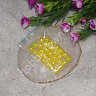 Бусины пластиковые под жемчуг 8 мм (цв. жёлтый 94) 30 шт.