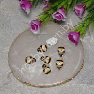 Кабошон пластик Пчёлка 9x13 мм (цв. жёлтый) 1 шт.