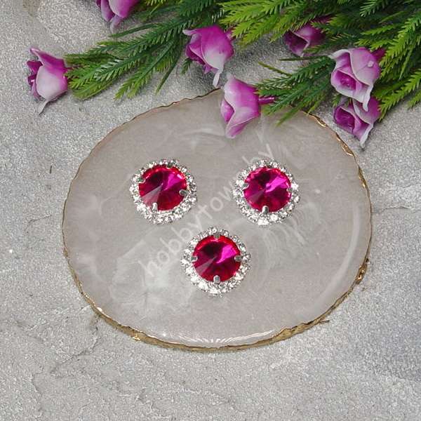 Стразы пришивные в серебряной оправе "Круг" 18 мм (цв. фуксия 26) 1 шт.