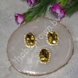 Стразы пришивные в золотой оправе 17x22 мм "Овал" (цв.золото 14) 1 шт.