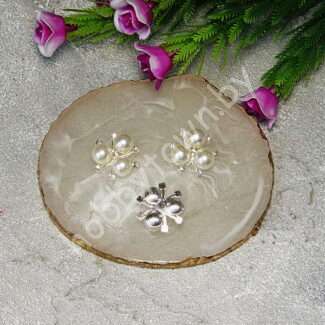 Кабошон флоризель металл Цветочек 20 мм (цв.белый/серебро) 1 шт.