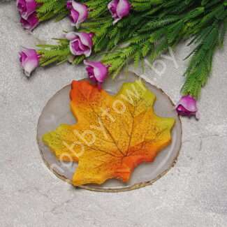 Листик кленовый 7,5x7,5 см (цв. разноцветный) 1 шт.